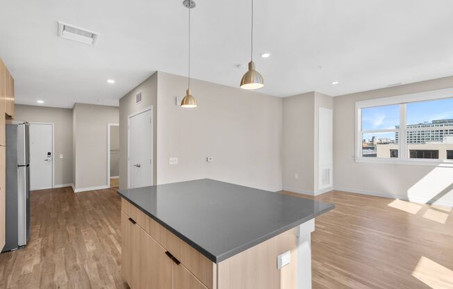 1 bed, 1 bath, 614 sqft, $2,660, Unit 632