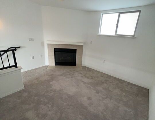 1 bed, 1 bath, 870 sqft, $3,000, Unit 464