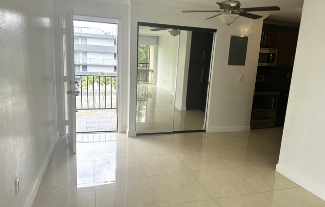 8840 Fontainebleau Blvd