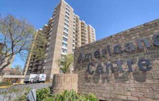 Luxury and fully updated studio in Americana Centre in downtown Rockville