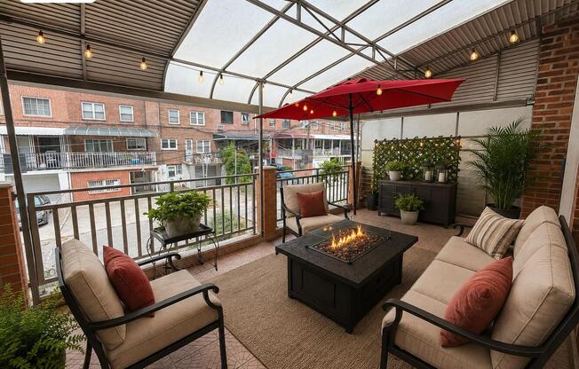 4 beds, 2.5 baths, $7,199