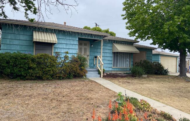 Cute 3 Bedroom 2 bath home located near SDSU available now!!!!!