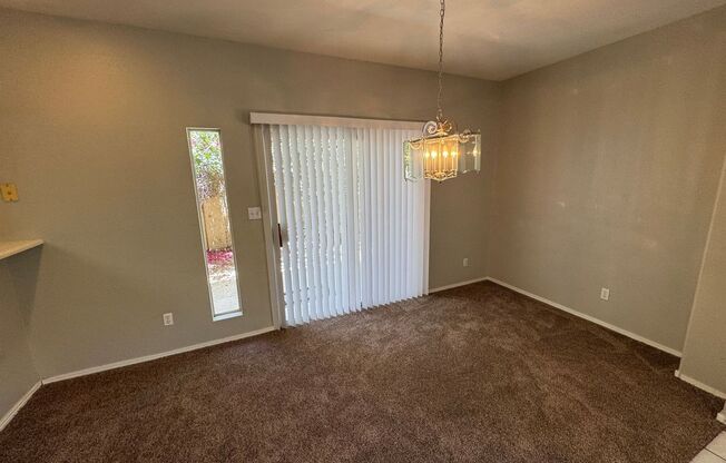 2 Bedroom - 2 Bath - 1 Car Garage - Phoenix