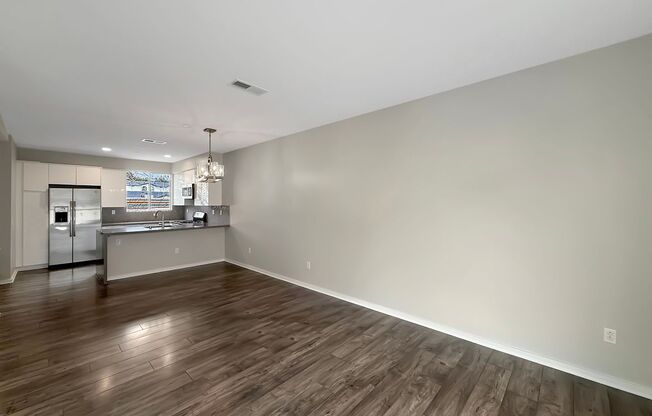 Beautiful 3-Story Townhome at Ocean Beach &amp; Point Loma for $4,700/mo.