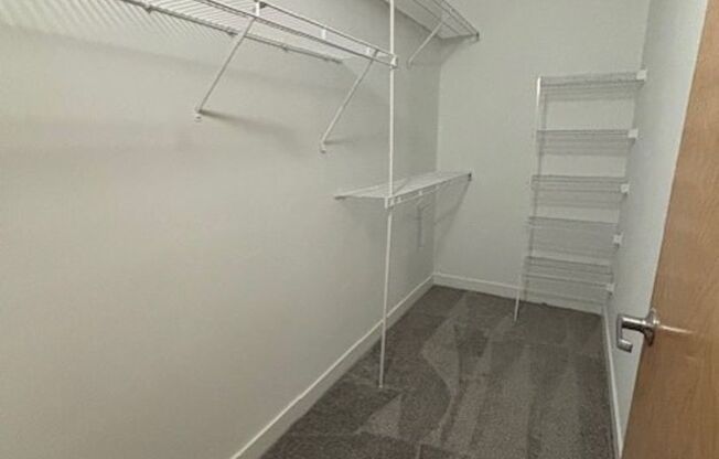 2 beds, 2 baths, 980 sqft, $1,850, Unit 234
