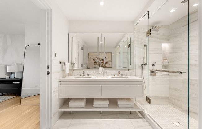 3 beds, 3.5 baths, 3,090 sqft, $40,000, Unit 15CD