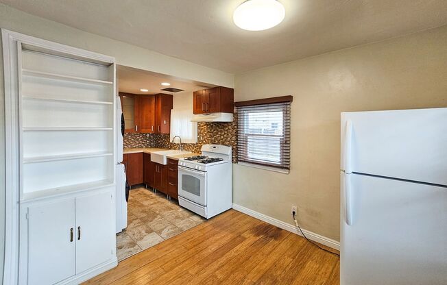 1 bed, 1 bath, 550 sqft, $2,350, Unit 4530 1⁄2 32nd Street