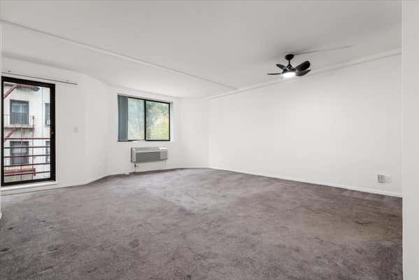 119 40 METROPOLITAN AVE