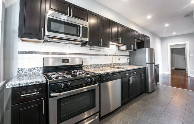 The Albany Park Place