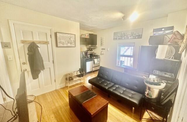 20 Bartlett Pl.