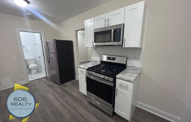 Studio, 1 bath, $850, Unit 5011-20