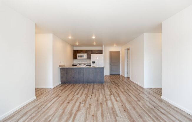 4 beds, 4 baths, 1,709 sqft, $3,300, Unit 116-107