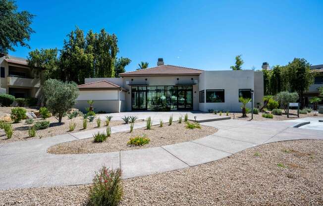 Village at Lakewood, Phoenix, Arizona photo of property exterior