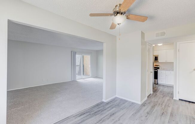 3 beds, 2 baths, 1,150 sqft, $1,875, Unit 27
