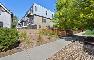 3 Bedroom Townhome in Denver