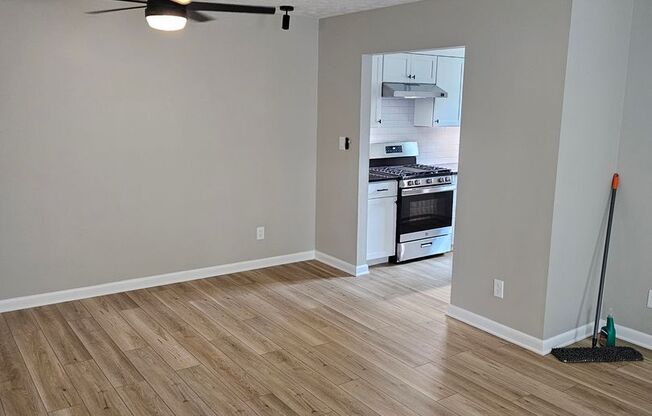 {MA3101}  COMPLETELY RENOVATED. Available February 1, 2024...Minutes from downtown Knoxville and the University of Tennessee campus $1300.00 PER MONTH