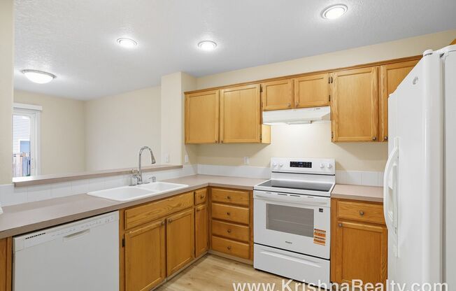 Lovely Traditional 3 BD* 2.5 BA* Cottage Home Located In Kaiser Woods Community In North Bethany!