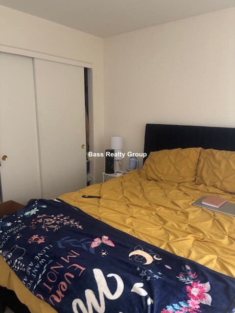 5337 RIV RD
