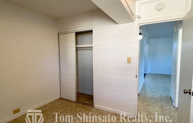 2 beds, 1 bath, $1,300