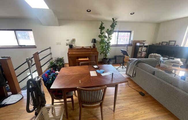 1 bed, 1 bath, $1,995, Unit 3Fl