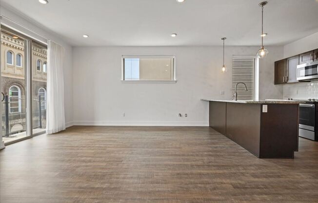 2 beds, 2 baths, 1,110 sqft, $2,200, Unit Unit 309