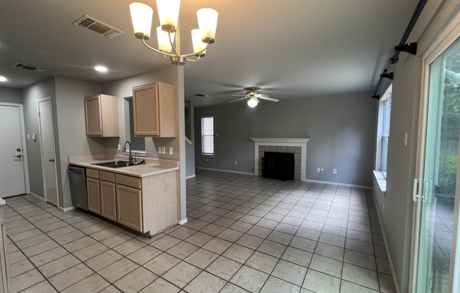 8011 RUSTIC PARK