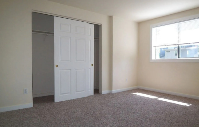 2 beds, 1.5 baths, $1,995, Unit 5