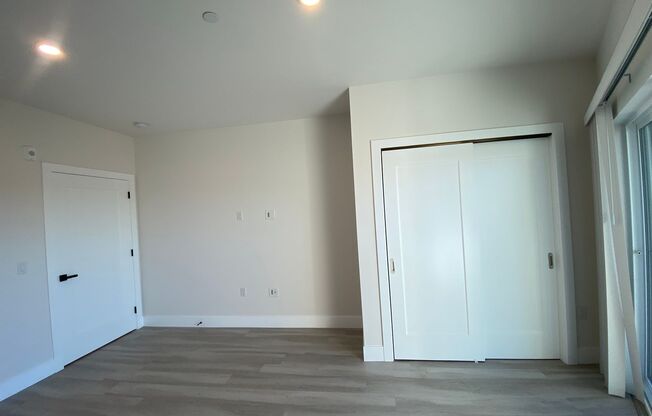 1 bed, 1 bath, 615 sqft, $2,200, Unit 408