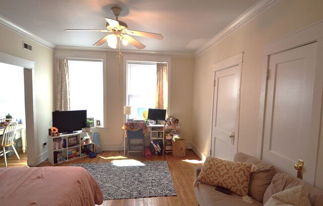 3554 LAWRENCE