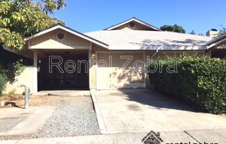 3090 W QUEENS CIR