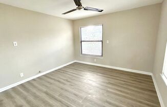 3 beds, 1 bath, $1,450