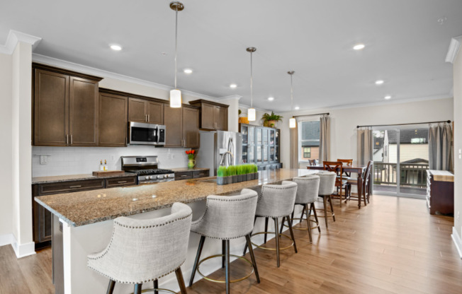 7606 QUARTZITE LN