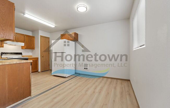 2 beds, 1 bath, $1,200, Unit 2