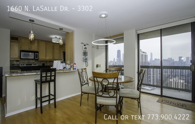 1660 N Lasalle Dr, 307