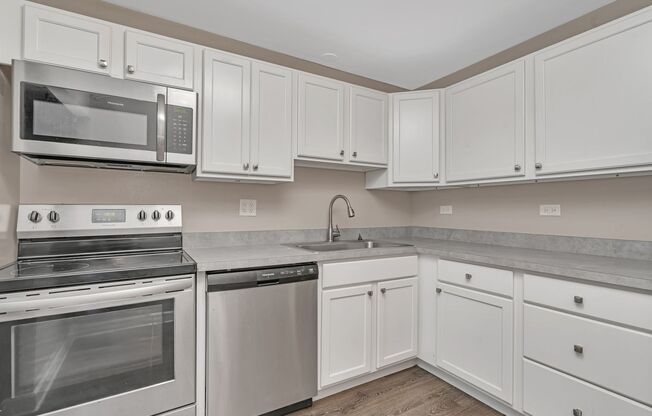 1 bed, 1 bath, 760 sqft, $1,495, Unit 327-121