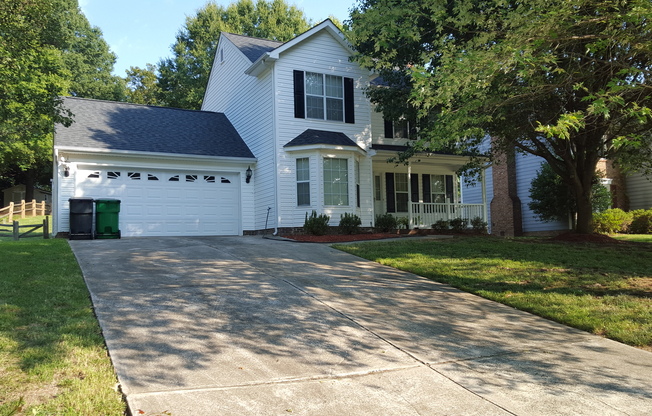 3 Bedroom, 2 Car Garage in Ridgewood