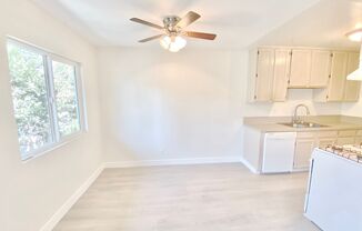 2 beds, 1 bath, $2,195, Unit 7