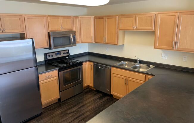 2 beds, 2 baths, 982 sqft, $1,245, Unit 627-203