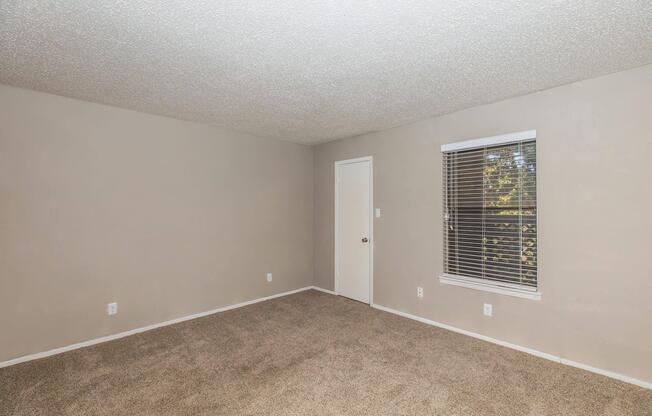 1 bed, 1 bath, 656 sqft, $1,059
