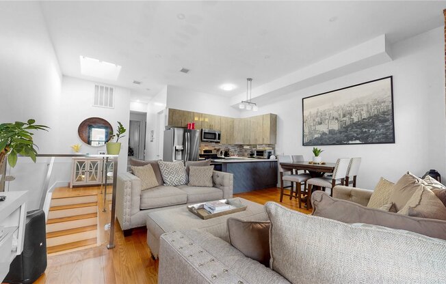 262 RIDGEWOOD AVE
