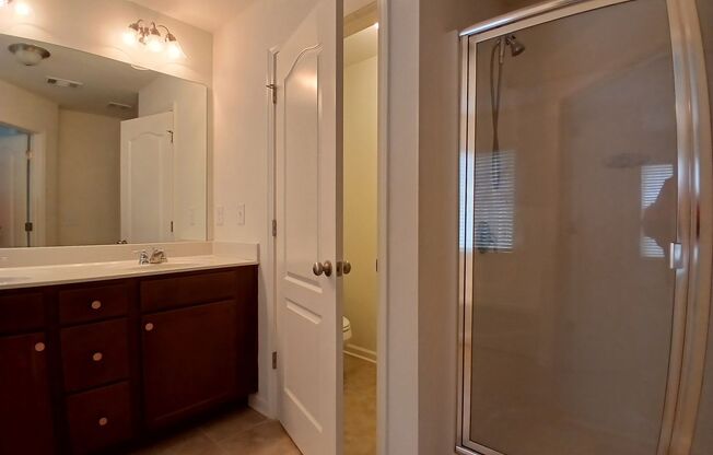 3 beds, 2.5 baths, $2,195