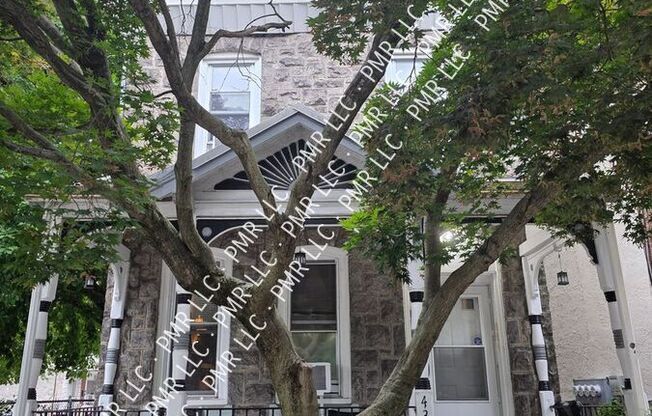 4326 MANAYUNK AVE