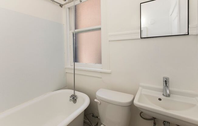 Studio, 1 bath, $1,795, Unit 11