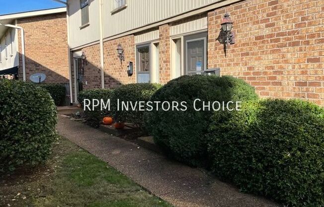 2116 HOBBS RD