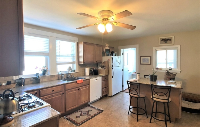 13 BENEFIT ST