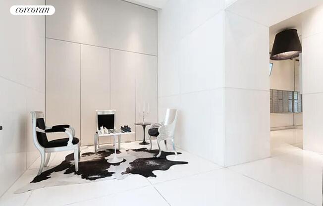 Studio, 1 bath, 450 sqft, $3,700, Unit 16G