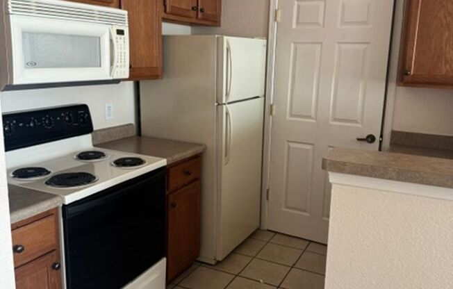 1 bed, 1 bath, $1,025, Unit # 1012