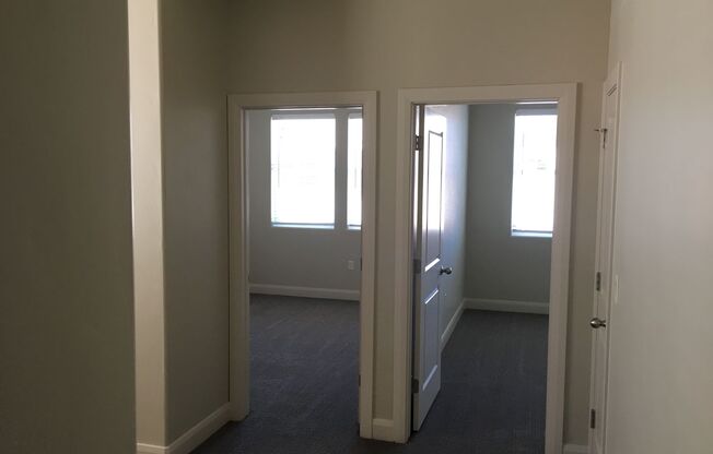 3 beds, 2.5 baths, $1,750, Unit Unit 11