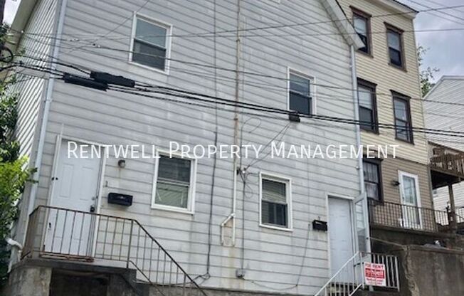 1 3 WOESSNER ST