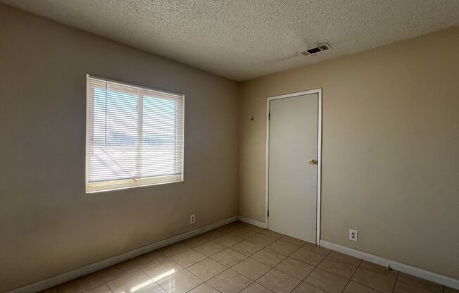 2 beds, 1 bath, $1,770